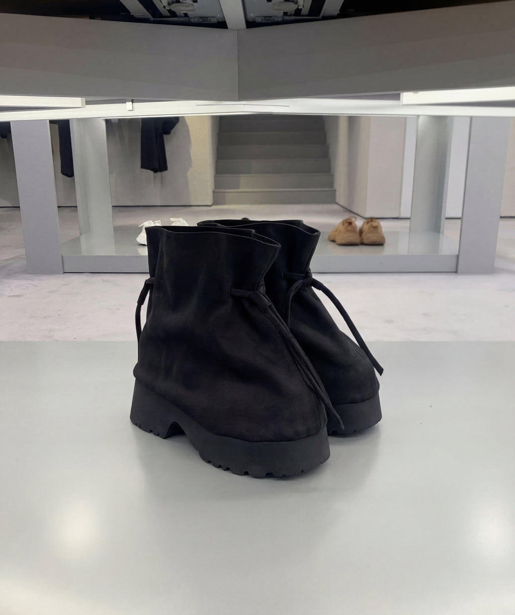 Boots Black Dust Bag 