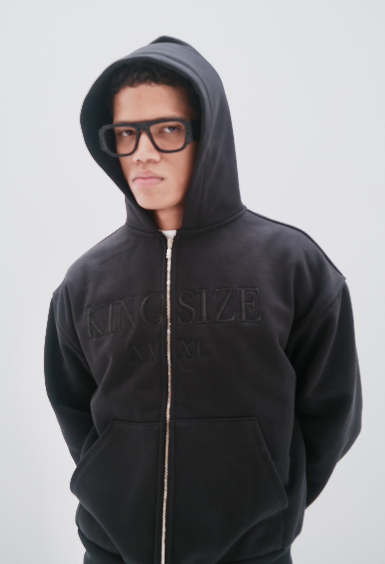 Black king-size zip-up hoodie