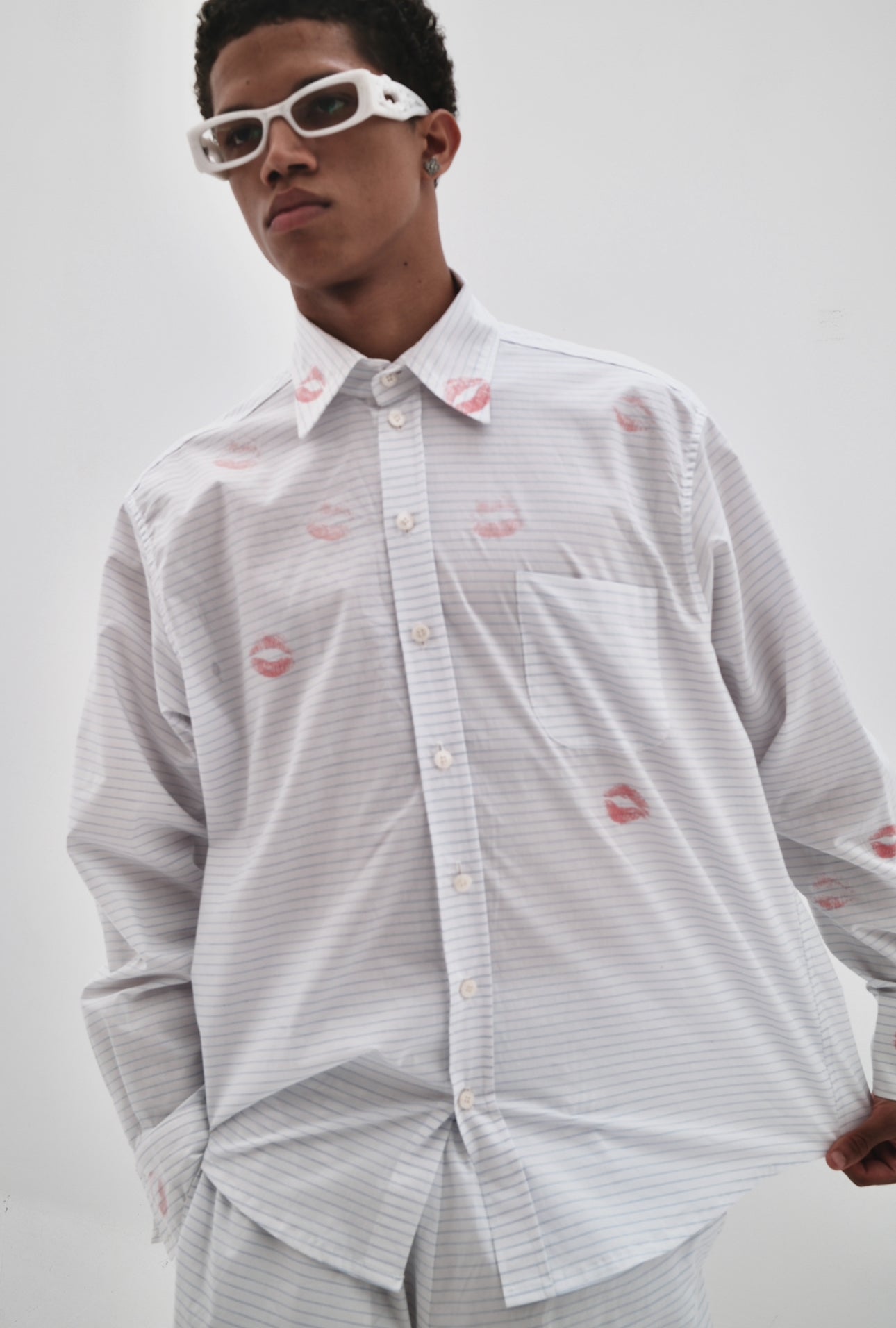 Striped kiss shirt one
