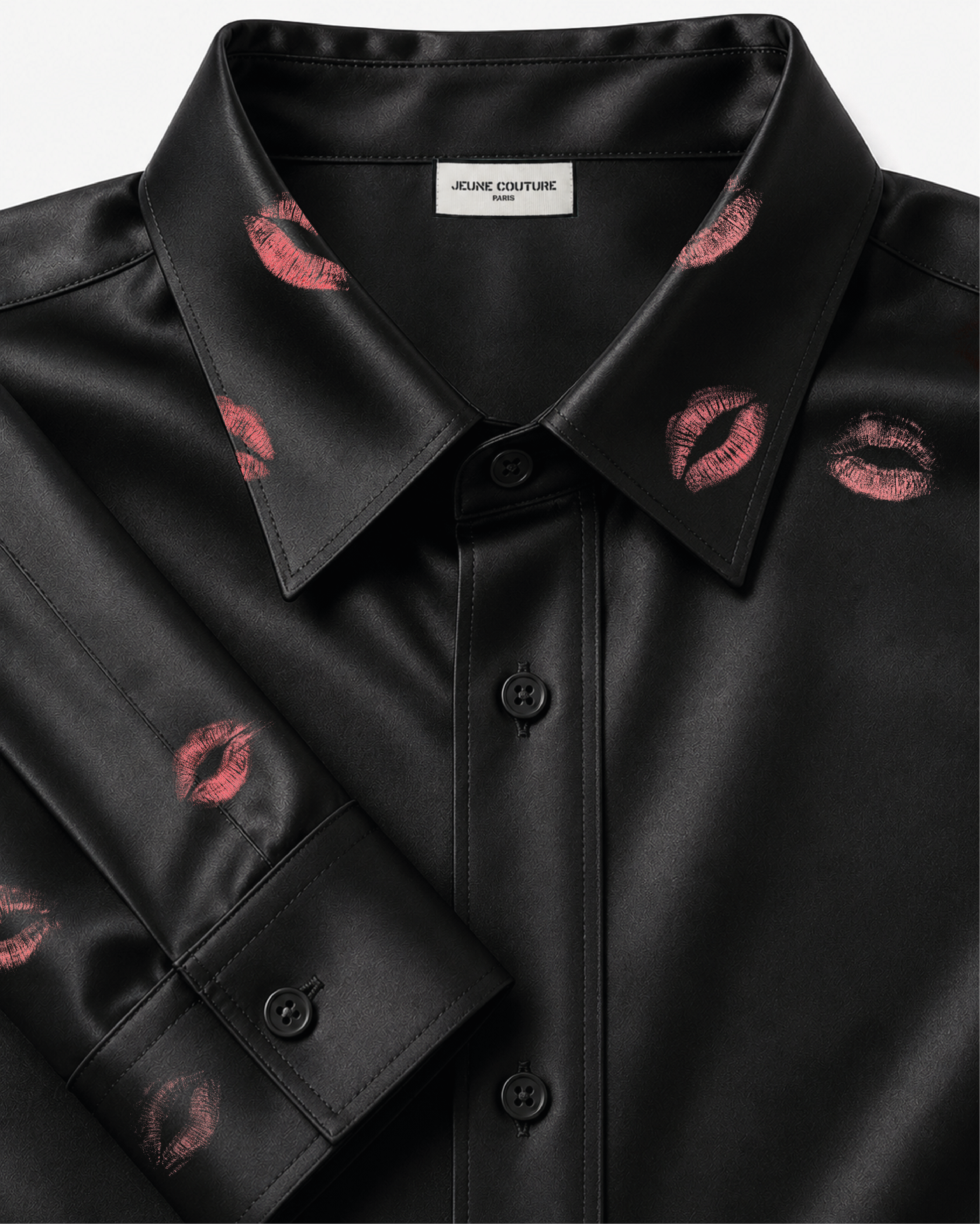 Black kiss shirt